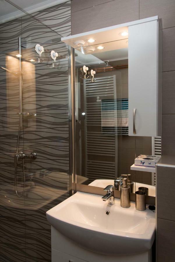 Studio Apartman Zdral ダルバル エクステリア 写真